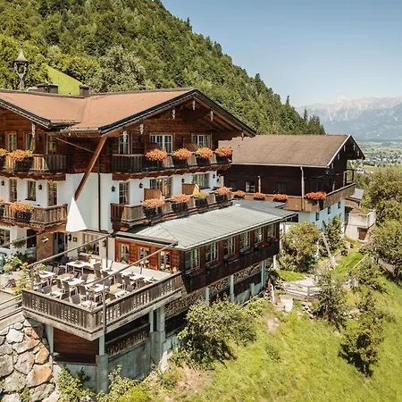 Jausenstation Pfefferbauer ツェル アム ゼー