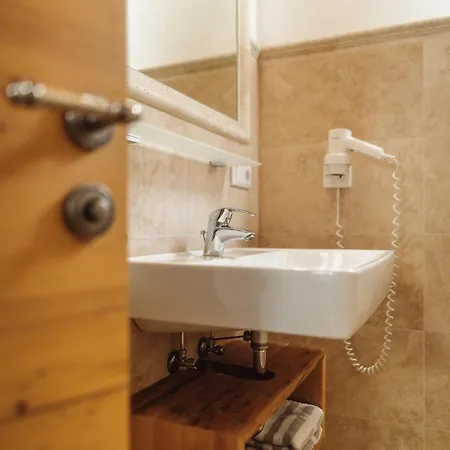 Jausenstation Pfefferbauer ツェル アム ゼー