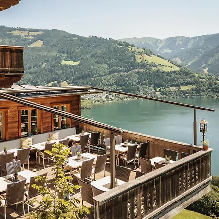 ゲストハウス Jausenstation Pfefferbauer 3*