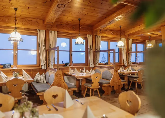 Jausenstation Pfefferbauer בית הארחה 3*