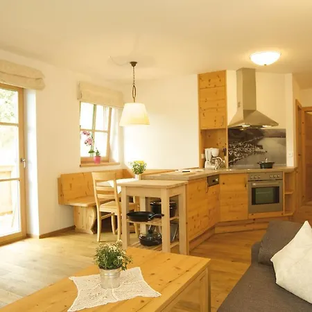 Jausenstation Pfefferbauer Gasthof Zell am See